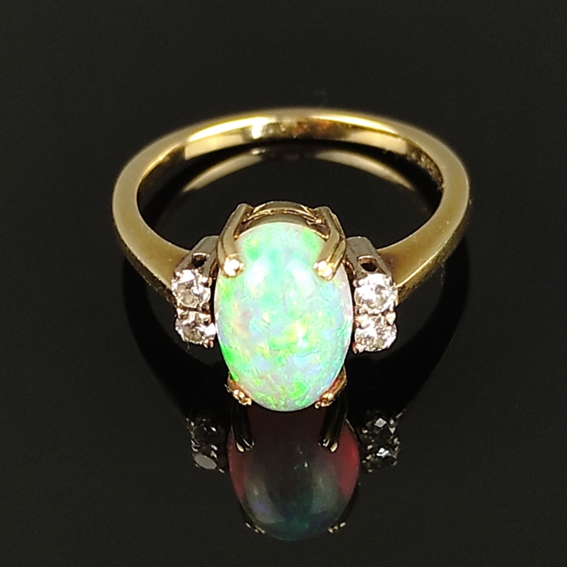 Eleganter Opal-Ring, 585/14K Gelbgold (punziert), 3,95g, mittig Opal-Cabochon (10,5x7x4mm) von inte - Bild 2 aus 3