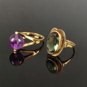 Zwei Ringe, 585/333 Gelbgold, bestehend aus einem Ring mit Amethyst-Kugel (eine Seite mit Chip), 58