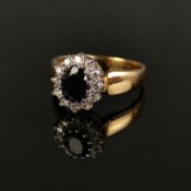 Brillant-Saphir-Ring, 585/14K Gelb-/Weißgold (punziert), 4,9g, mittig ovaler facettierter tiefblaue