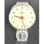 Junghans Ato-Mat Küchenuhr "331/9001", Design von Udo Schultheiss 1964/65, Wanduhr mit Zahlenblatt 