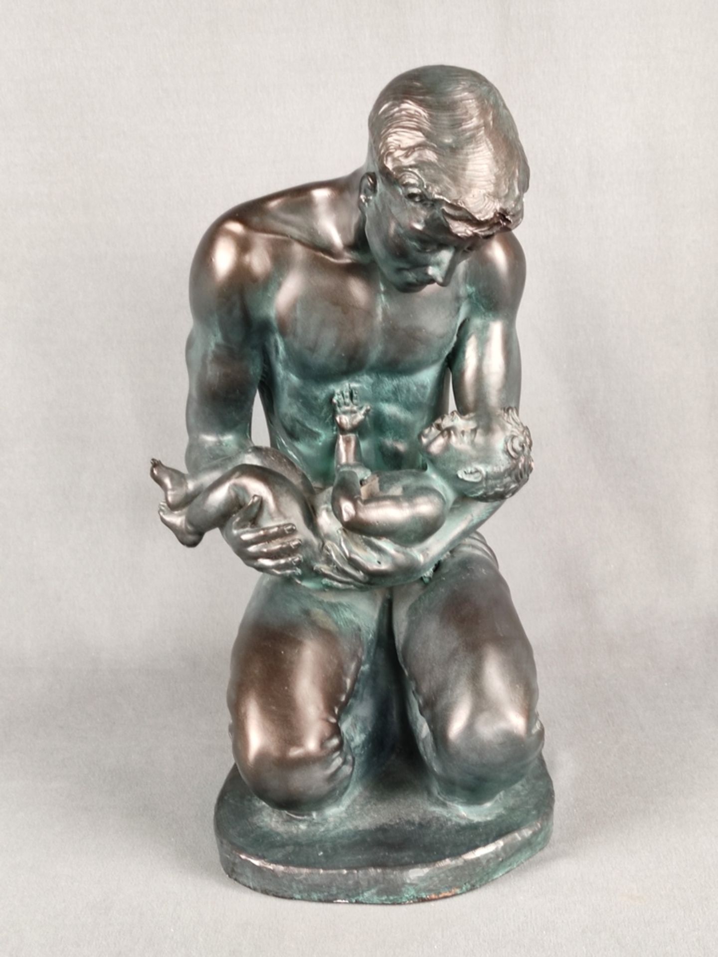 Skulptur Vater und Sohn, Sonja Switzerland Collection, Kunstguss, Höhe 32,5cm - Bild 2 aus 8