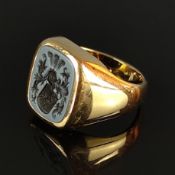 Siegel-Ring, 585/14K Gelbgold (punziert), 10,5g, mittig Langenstein mit eingraviertem Wappen, Ringg