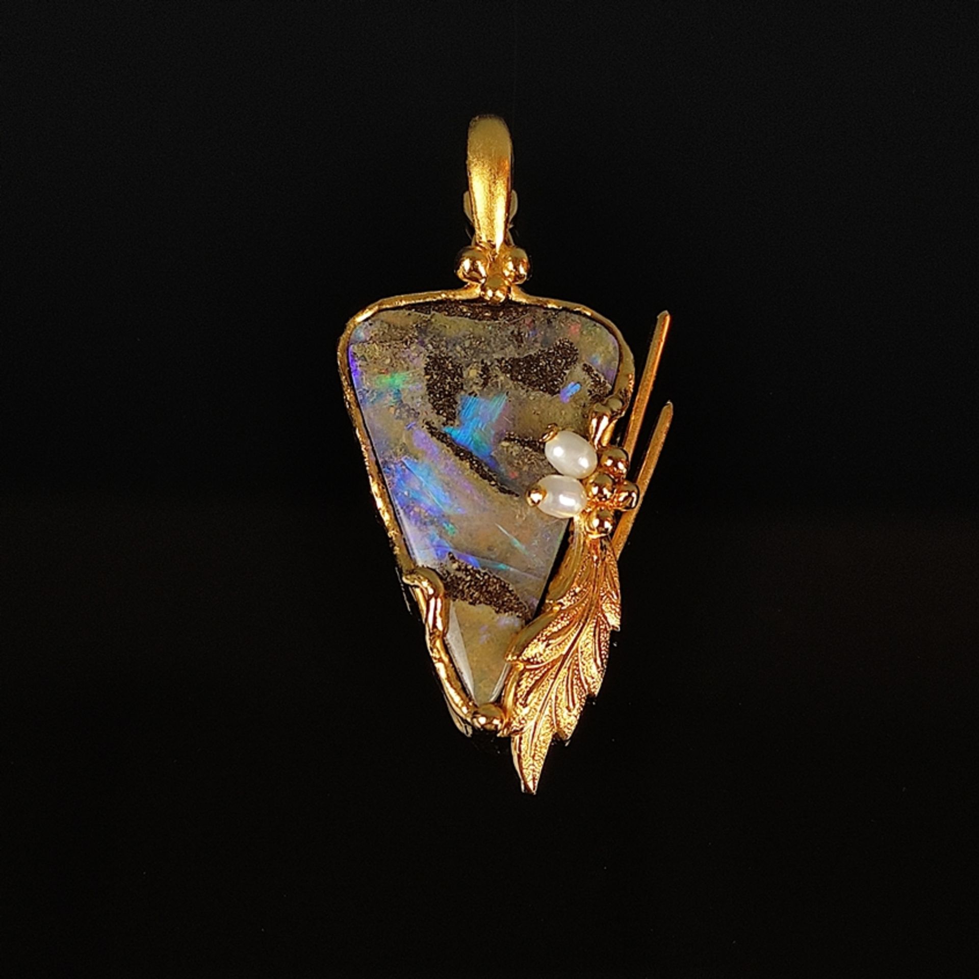 Opal-Anhänger, Sterlingsilber vergoldet, Gesamtgewicht 6,52g, mittig eingefasster Boulderopal, Maße