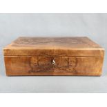 Casket, 19th century, rectangular form, burl wood veneered, interior with two drawers (very difficu