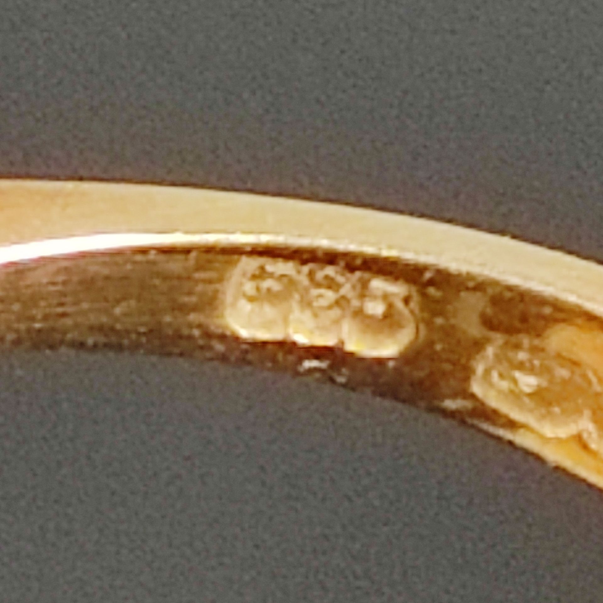 Korallen-Gold-Ring, 585/14K Gelbgold (punziert), Gesamtgewicht 3,95g, mittig ovaler Korallencabocho - Bild 5 aus 5