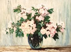 Krüger, Erich (1897 Berlin - 1978 Benzingerode) "Blumenstillleben", in kugelförmiger Glasvase, Öl a