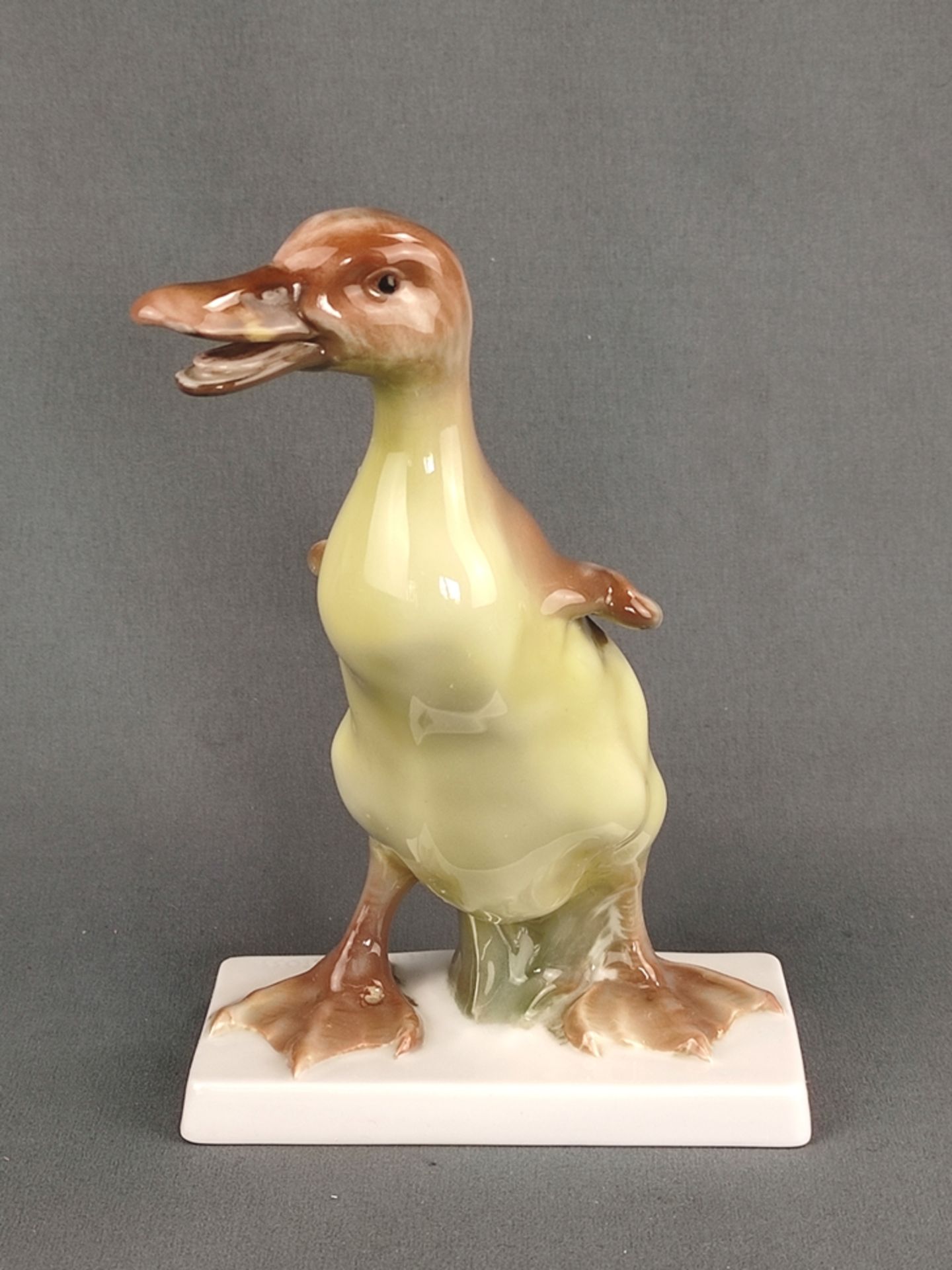 Schnatternde Ente "Protest", Rosenthal, Entwurf Karl Himmelstoss, auf Basis signiert, Höhe 19cm - Bild 2 aus 7
