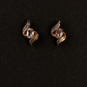 Pair of gold ear studs, 585/14K yellow gold (hallmarked), 2.5g, oval faceted gemstones in the centr