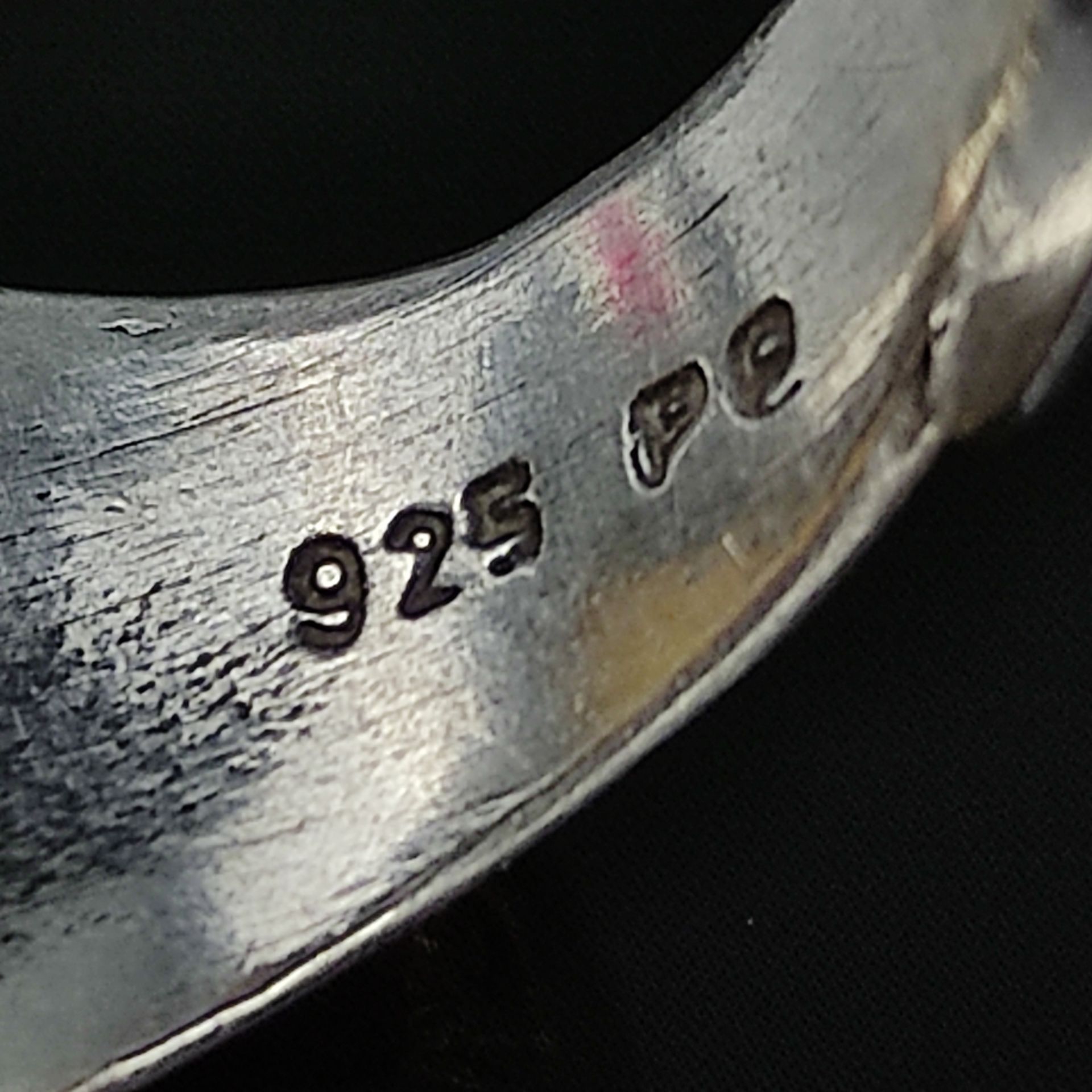 Schmuck-Konvolut, 6 Teile, Silber/Bernstein, Gesamtgewicht 108,9g, bestehend aus einem Armreif, Ste - Bild 6 aus 6