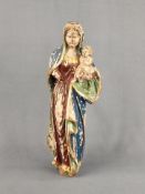 Madonna mit Jesuskind, Holz farbig gefasst, 18./19. Jahrhundert, Höhe 31cm, deutliche Abplatzungen