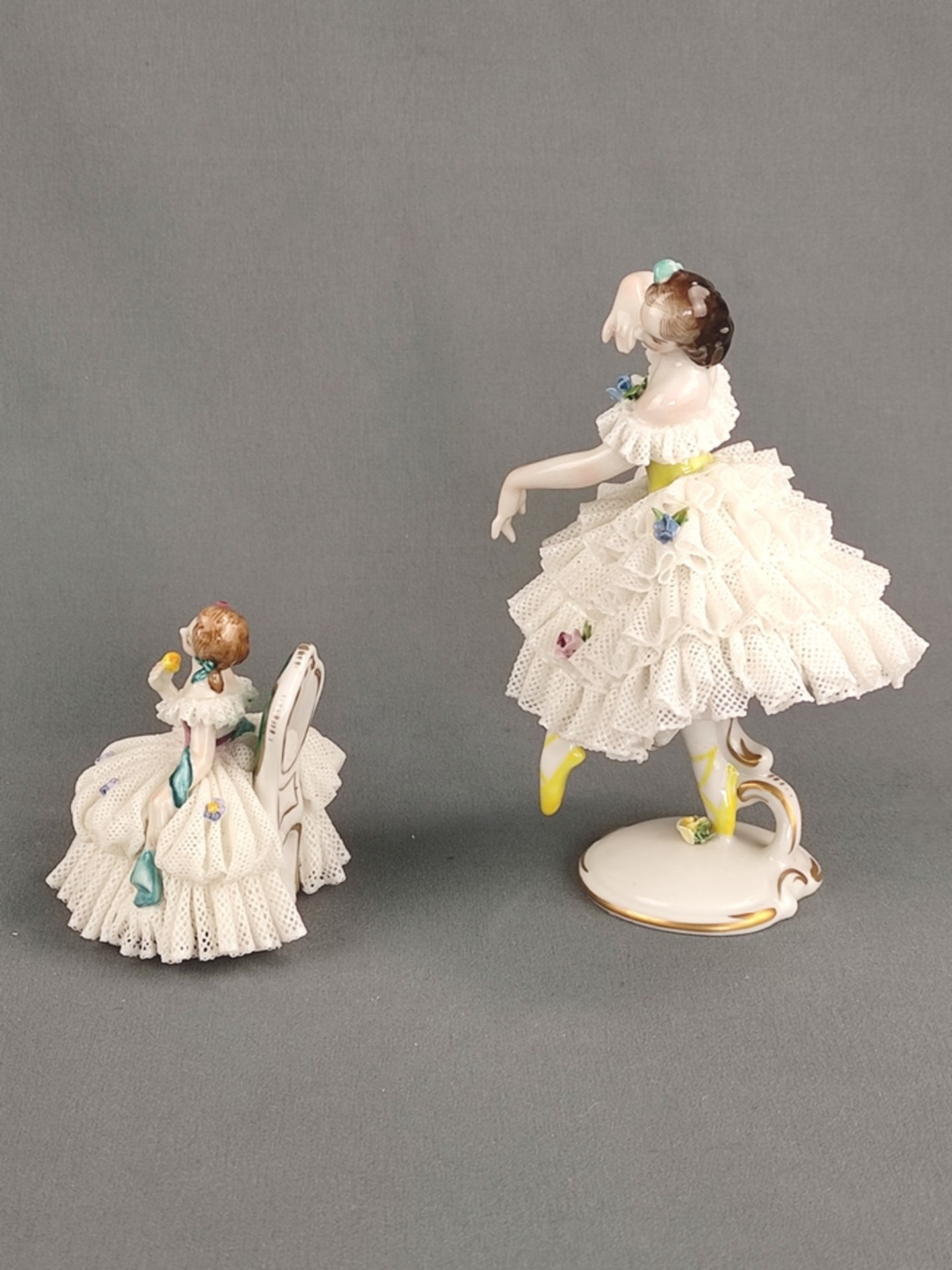 Zwei Porzellanfiguren, "sitzende Dame und Ballerina", Aelteste Volkstedter Porzellanmanufaktur, 20. - Bild 4 aus 8