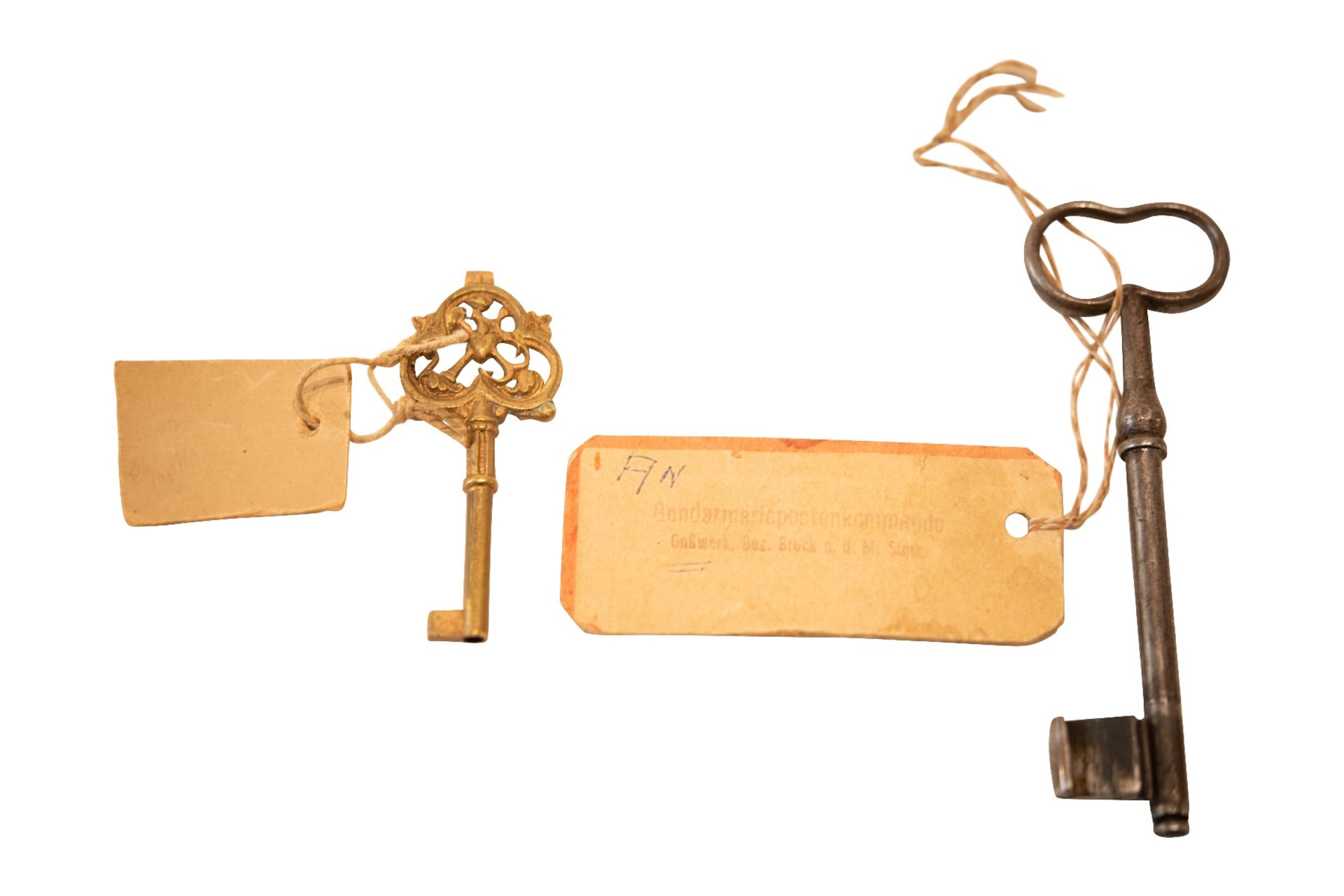 Two old keys - Image 2 of 2