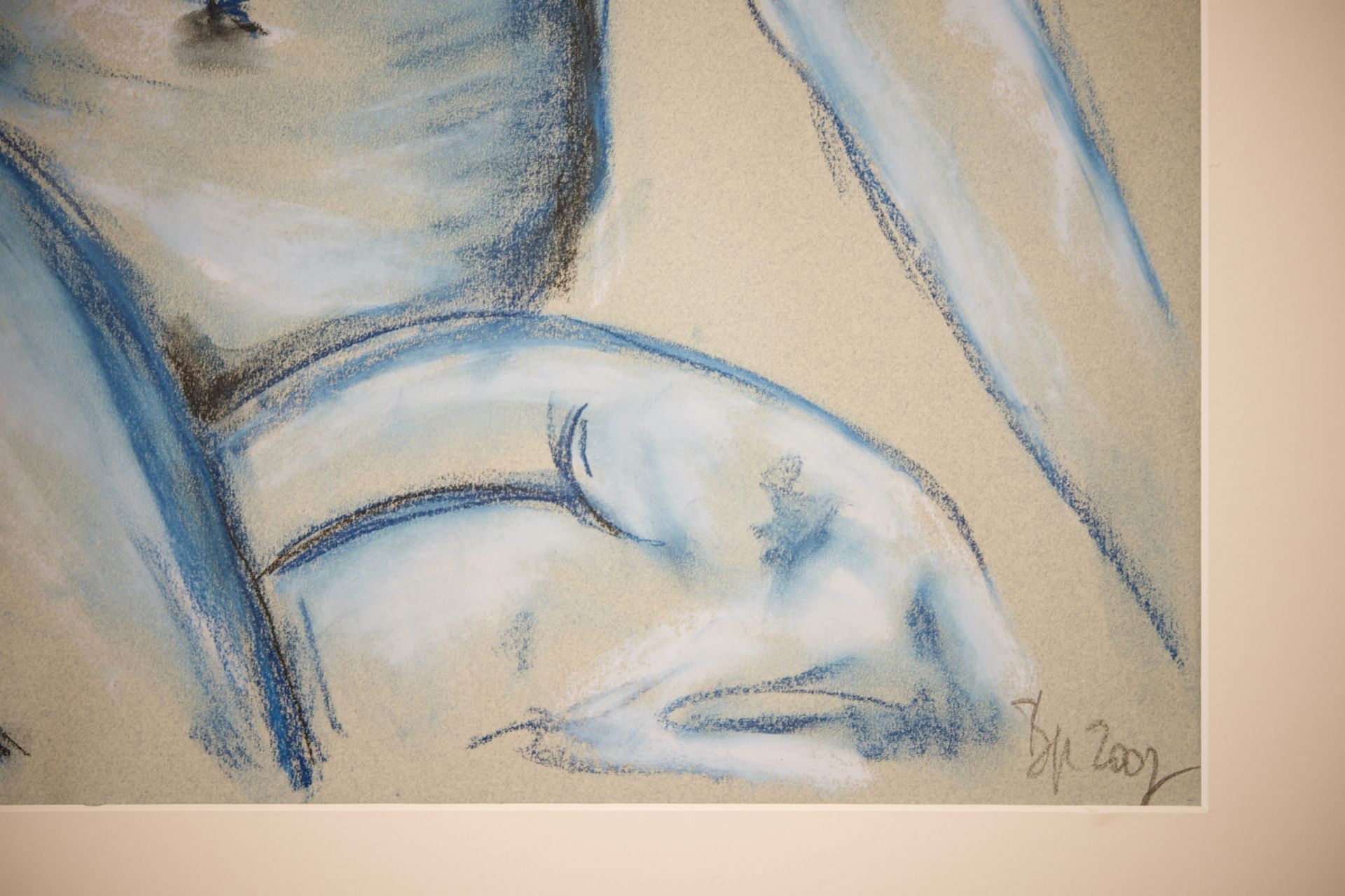 Pauline Buchinger, Aktbild sitzend Blau | Pauline Buchinger, Nude Sitting Blue - Bild 4 aus 5