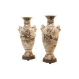 Zwei Satsuma Porzellan Vasen | Two Satsuma Porcelain Vases