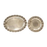 Paar asiatische Silbertabletts | Pair of Asian Silver Trays