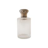 Parfum-Flacon, Baccarat-Glas mit Sterlingsilber -Verschluss | Perfume bottle, Baccarat Glass with St