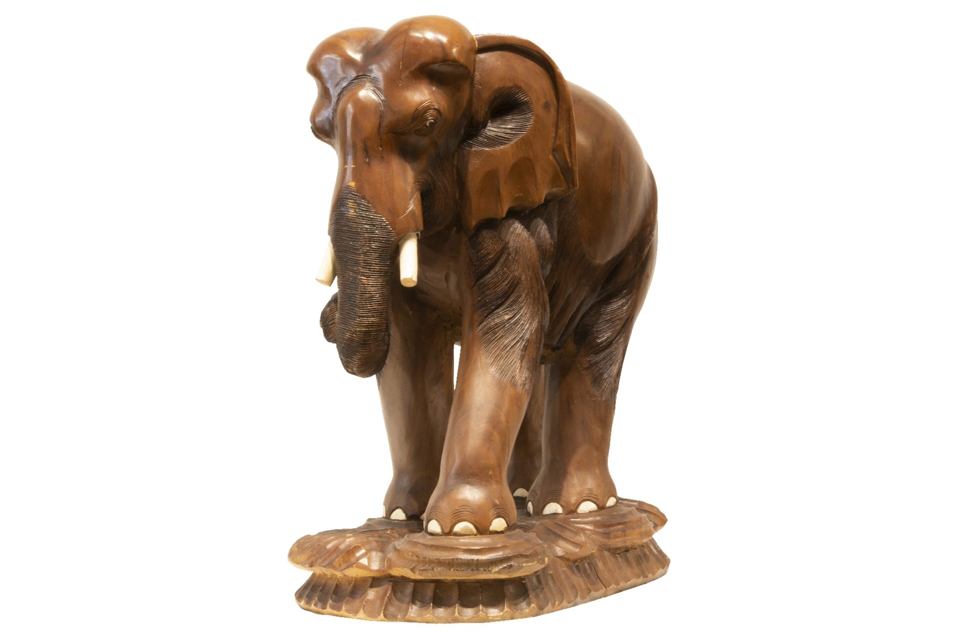 Schoener Figur eines grossen Elefant auf Sockel | Beautiful Figure of a Large Elephant on Pedestal - Image 2 of 5