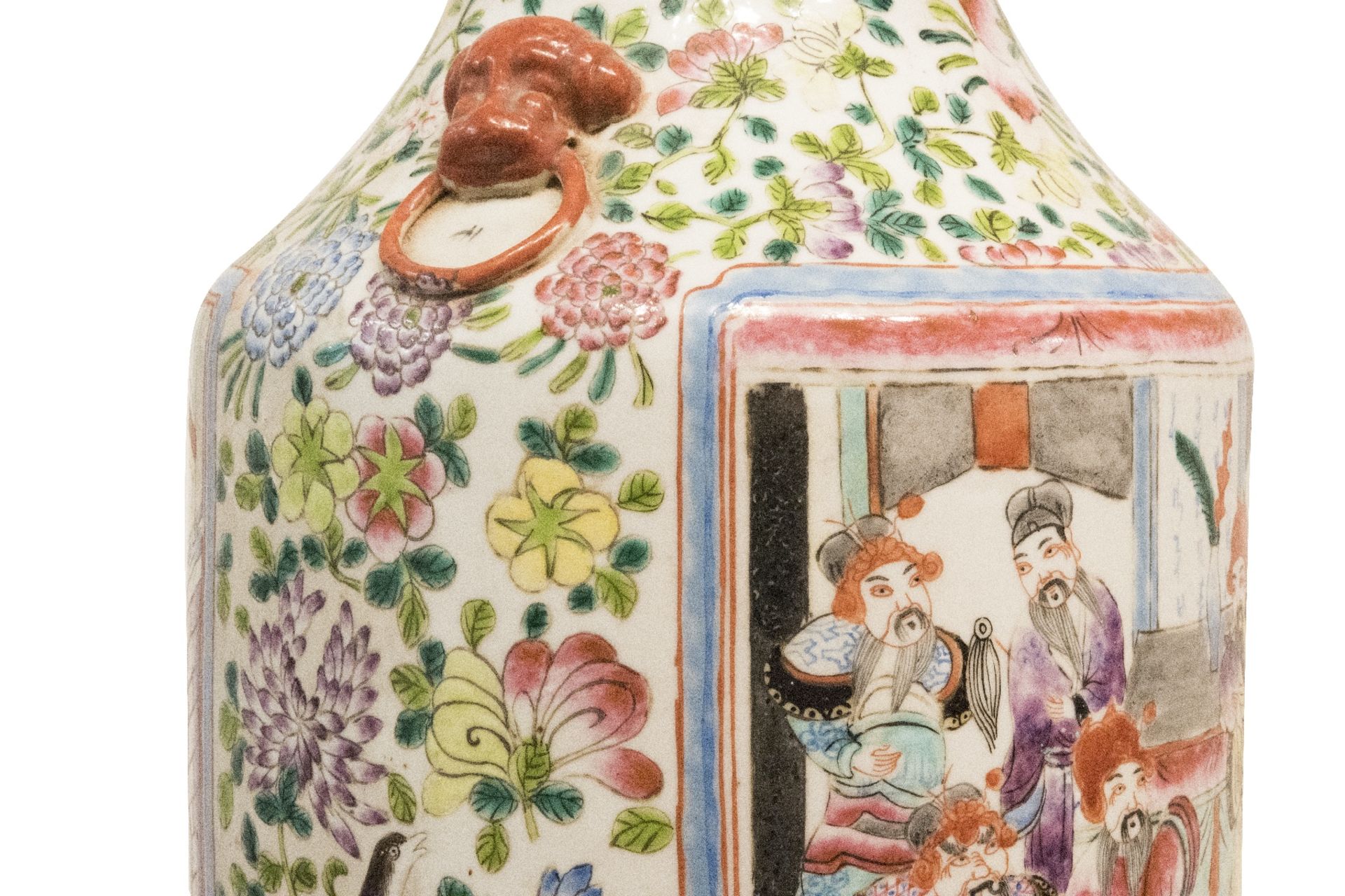 Eine Grosse Vase in Famille Rose | A Large Vase in Famille Rose - Image 4 of 5