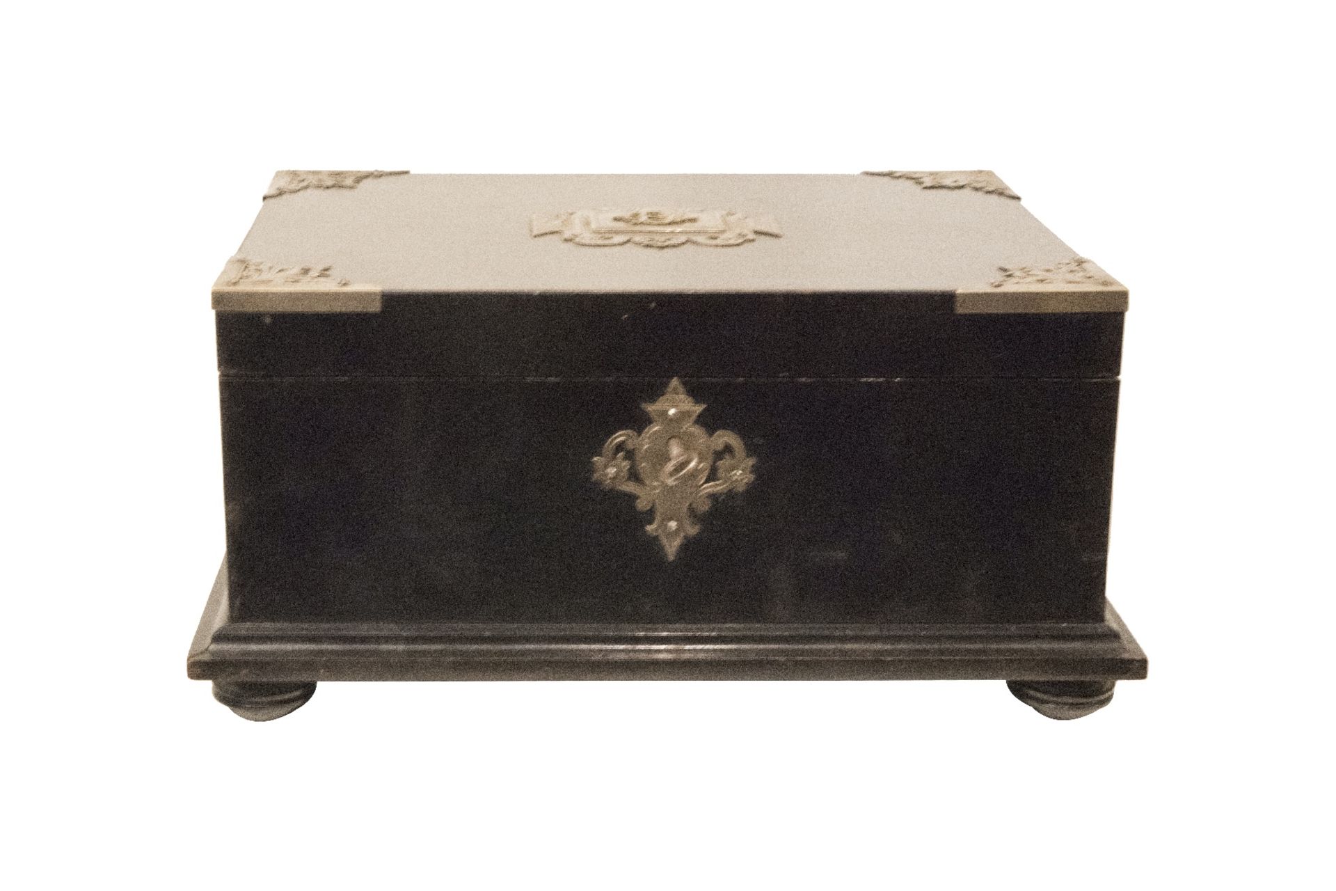 Holzschatulle mit Metallbeschlaegen | Wooden casket with metal fittings - Image 4 of 9