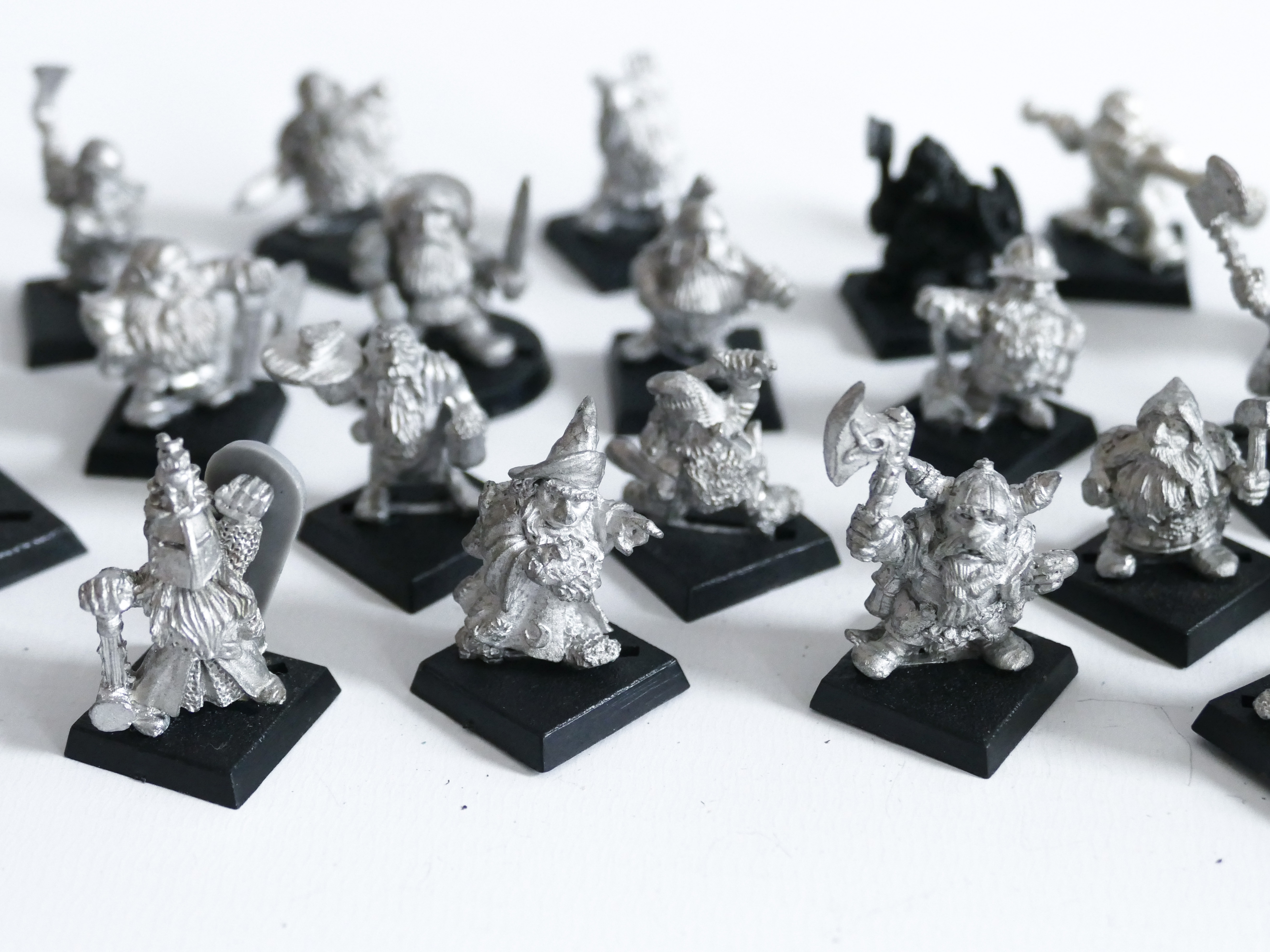 WARHAMMER FANTASY VINTAGE METAL DWARF MINIATURES LOT. GAMES WORKSHOP. 1980's / 1990's WARGAME - Bild 2 aus 5