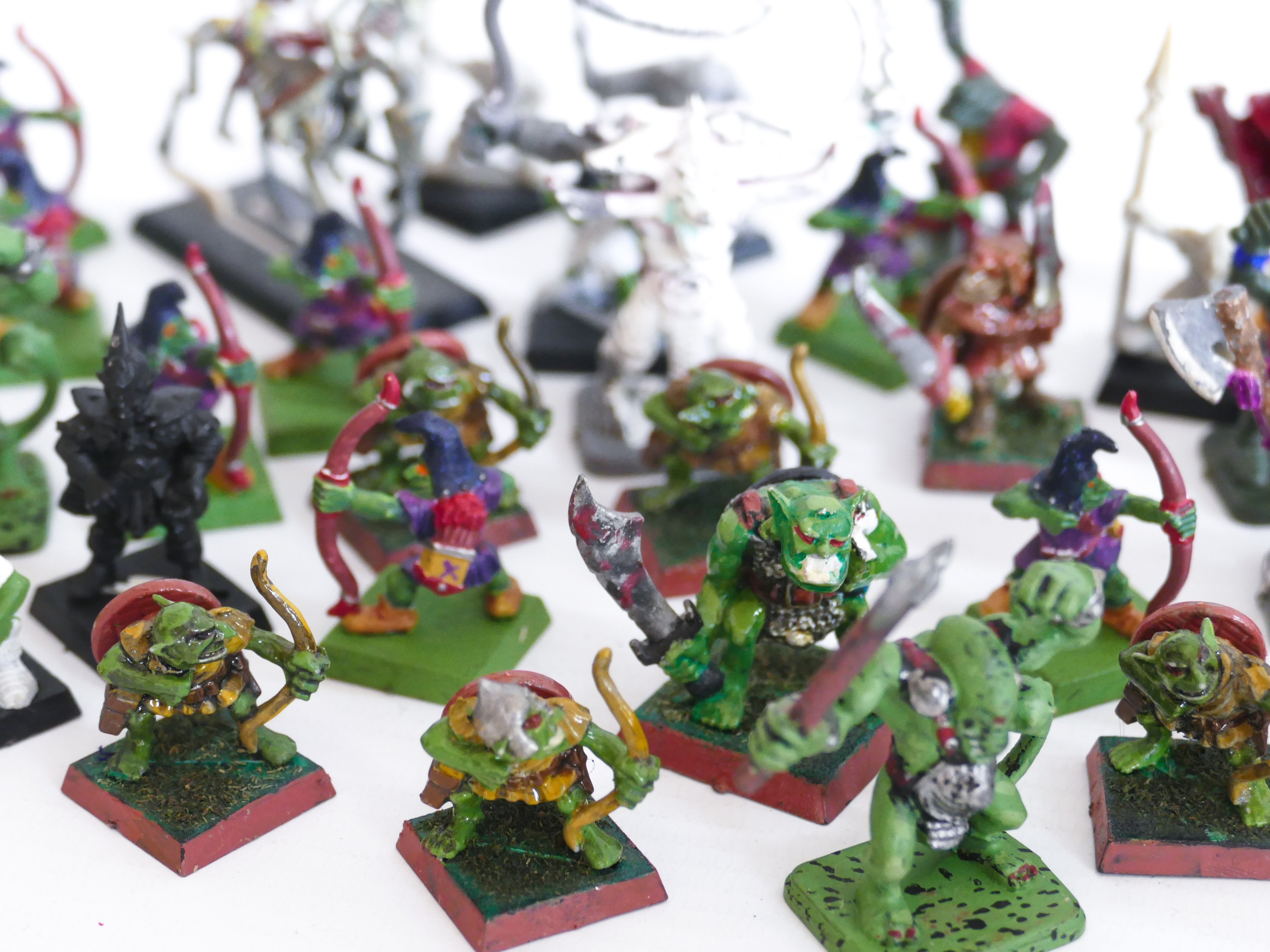 WARHAMMER FANTASY VINTAGE PLASTIC CHAOS ORC GOBLIN MINIATURES LOT. GAMES WORKSHOP. 1980's / 1990's - Image 3 of 5