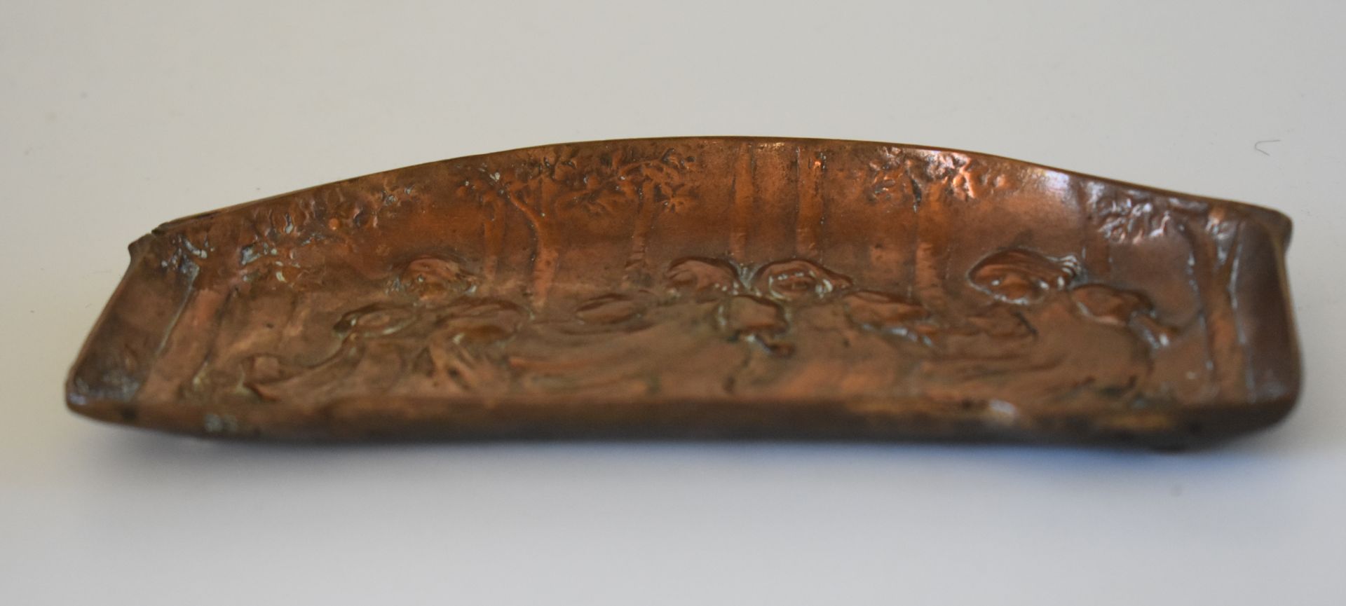 Circa. 1900 pin dish by Arthur Krupp (Austrian1856 -1938) Depicting a group of young girls dancing - Image 3 of 5