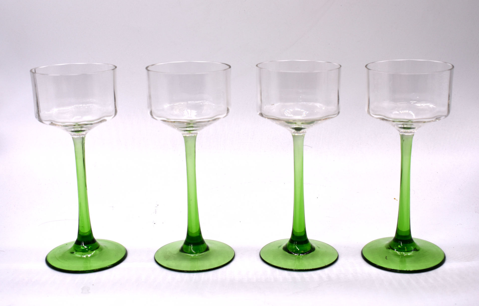 4x Green Stem Glasses