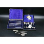 x6 Silver spoons (Birmingham 1903) + 6 Silver handled tea knives, jam spoon, butter knife & button