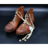 Jen Goal-Ward Football boots (circa 1940) in vintage brown leather, in great condition
