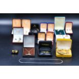 Large collection of 9ct gold & silver jewellery in boxes