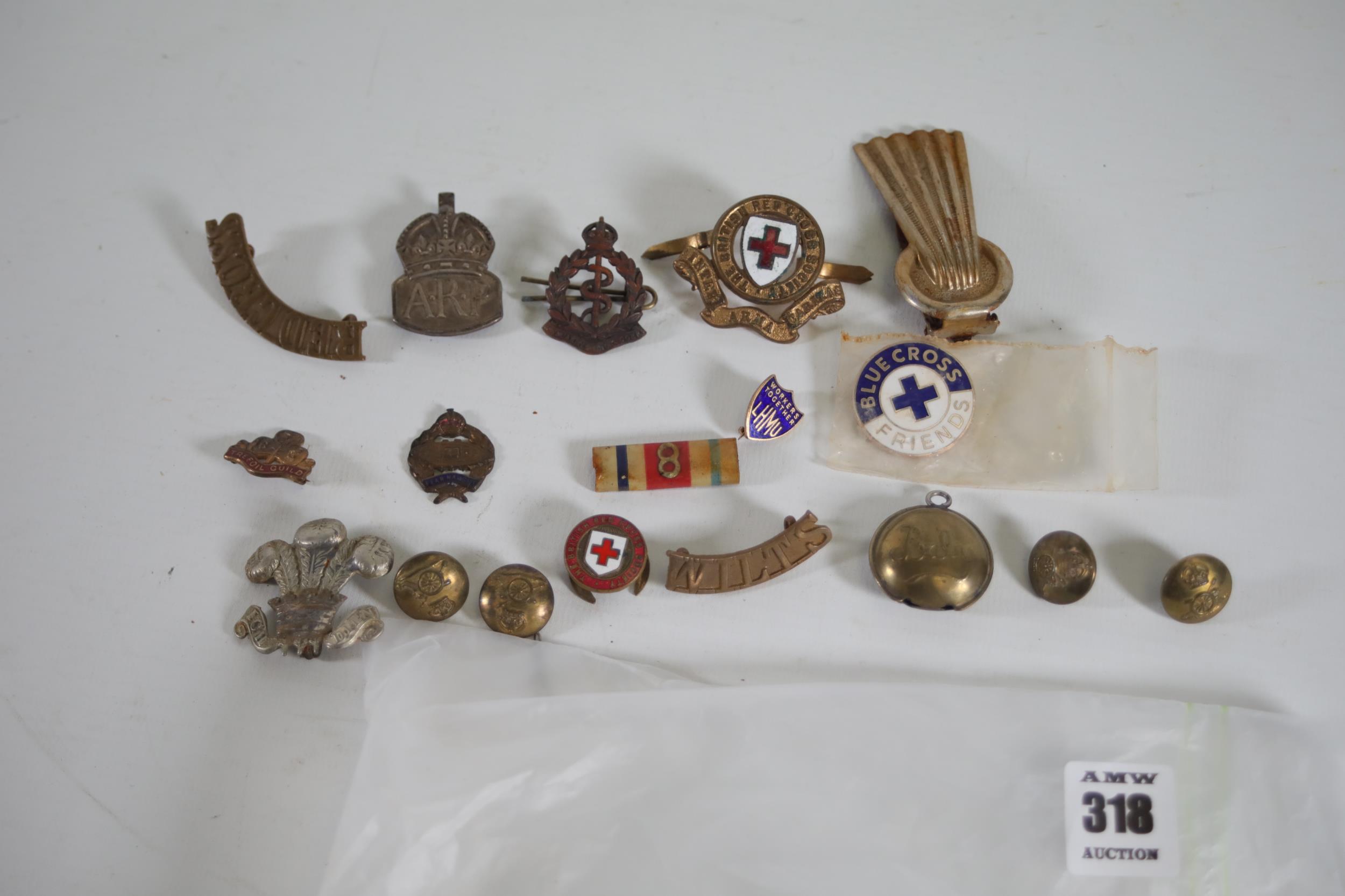 selection of vintage badges - Image 8 of 8