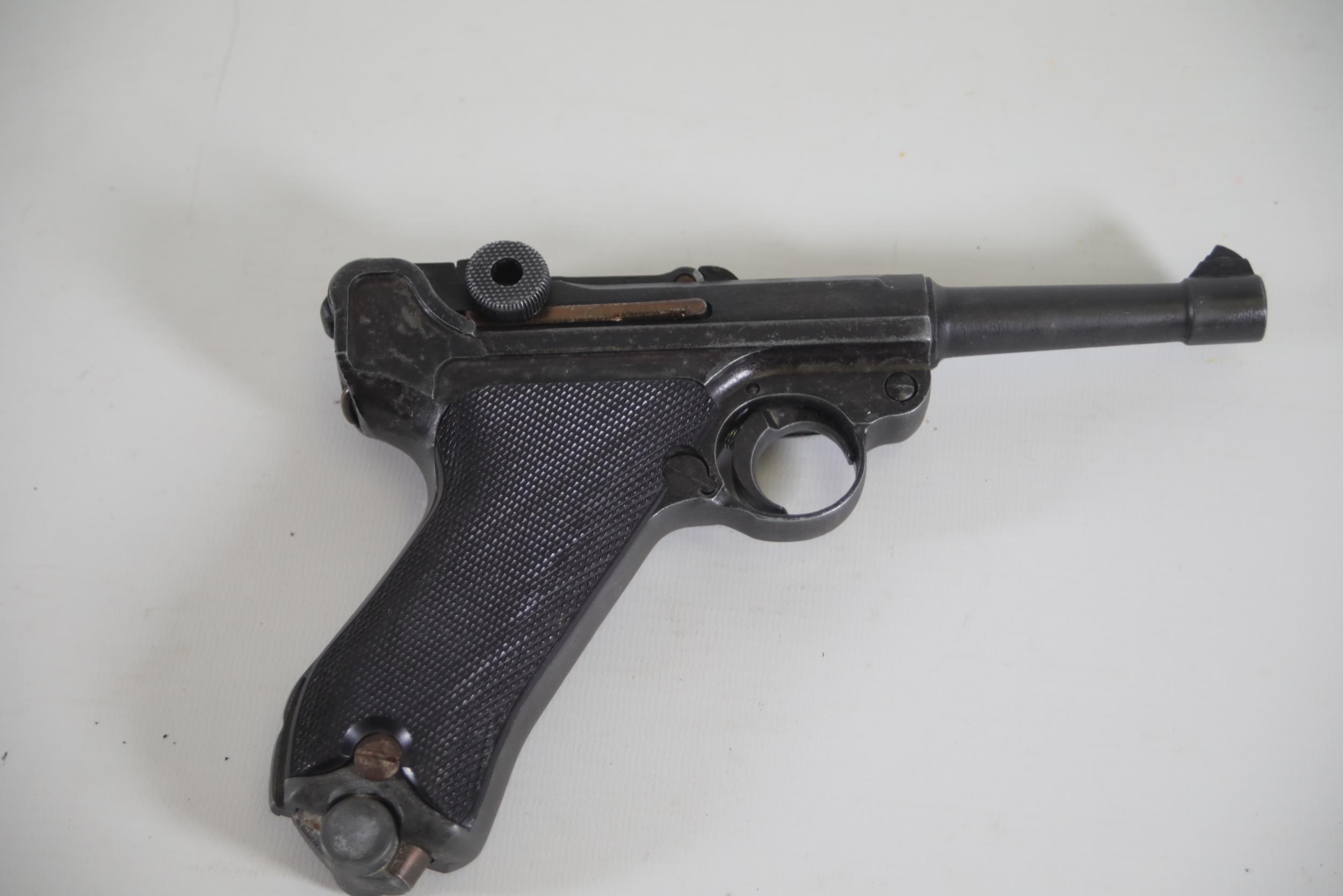 Reproduction 1960s Luger non firing all in working order - Image 6 of 8