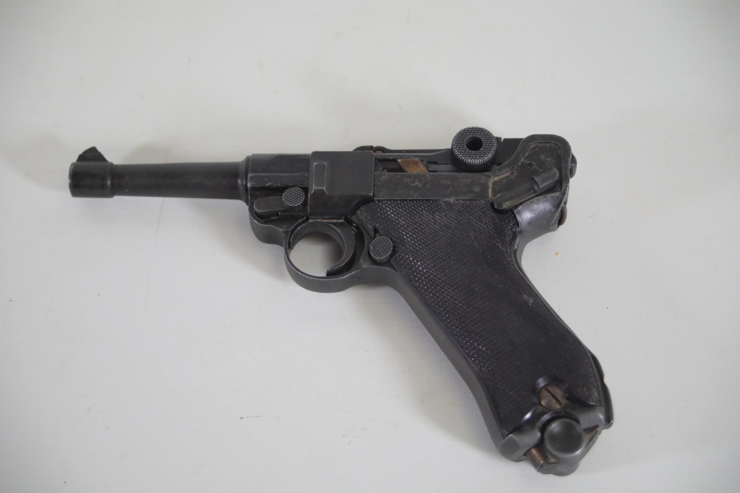 Reproduction 1960s Luger non firing all in working order - Image 5 of 8