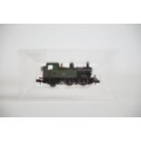 2 Boxed Trains 1 black Grafar 47594 locomotive and Dapol model railways