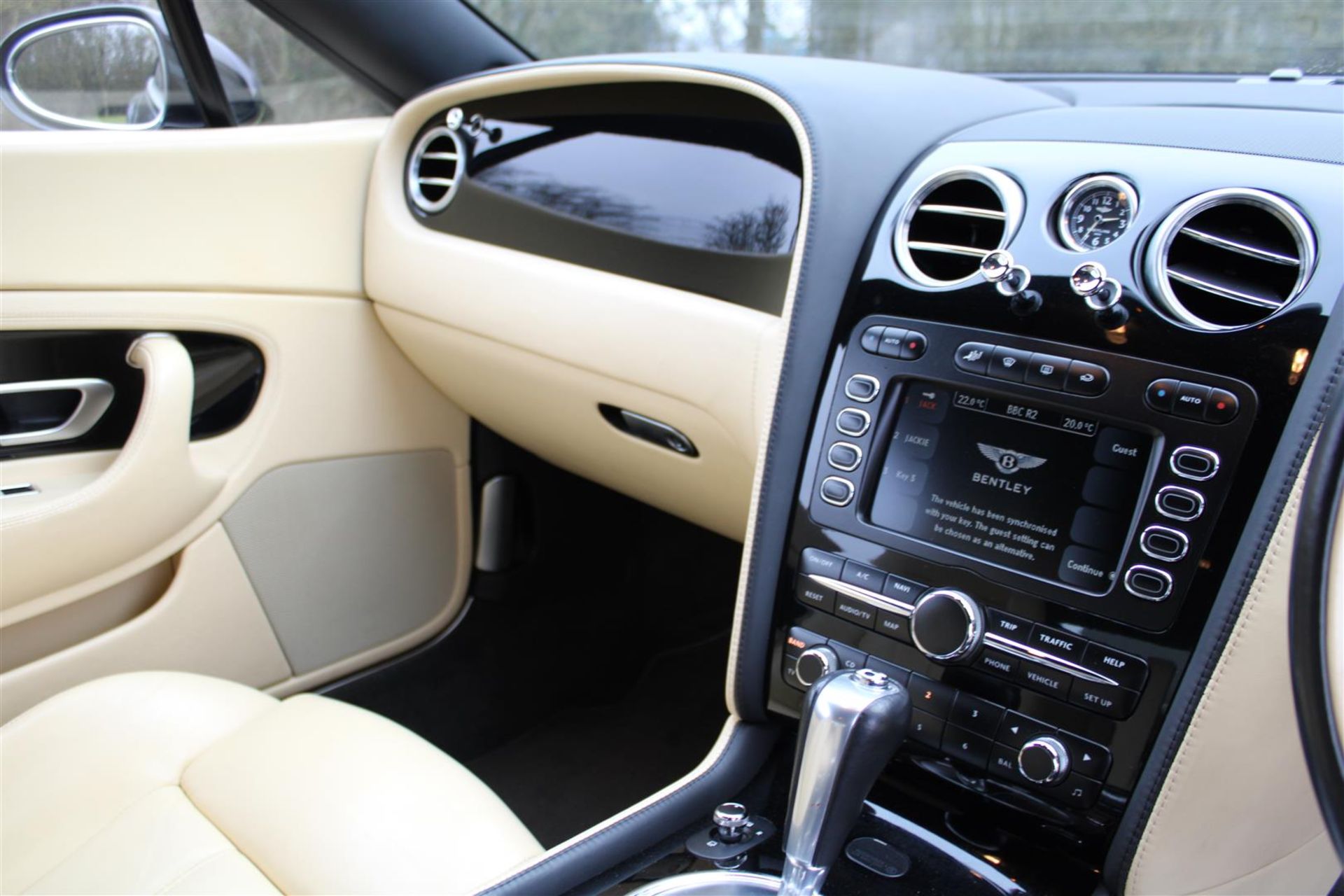 2008 Bentley Continental GTC - Image 10 of 20