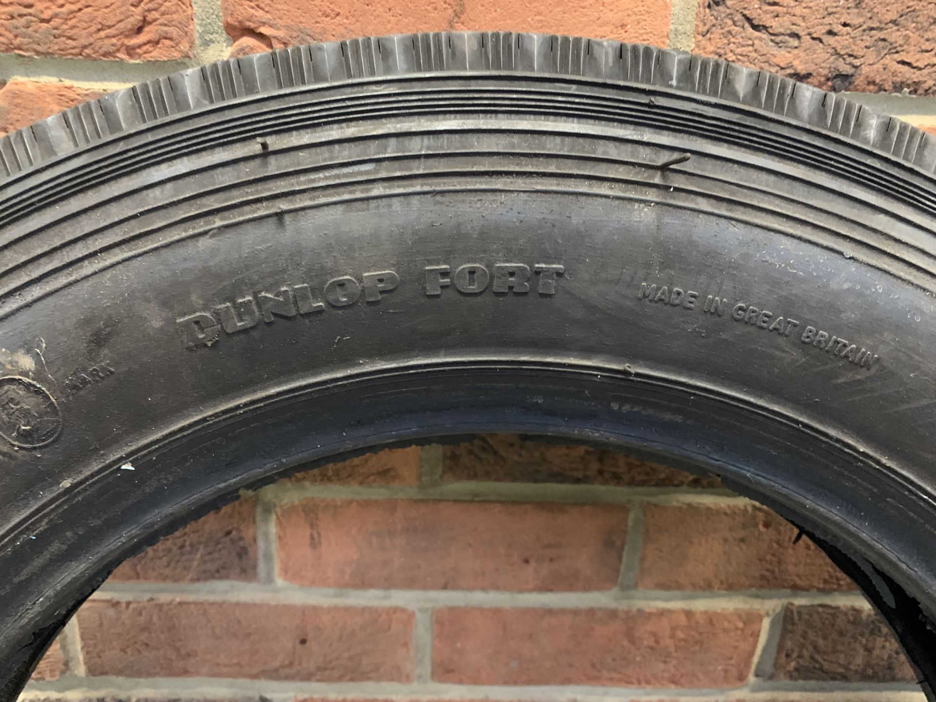 Pair Of Dunlop Fort 19Inch 5.25/5.50/6.00 Wheels - Image 2 of 3