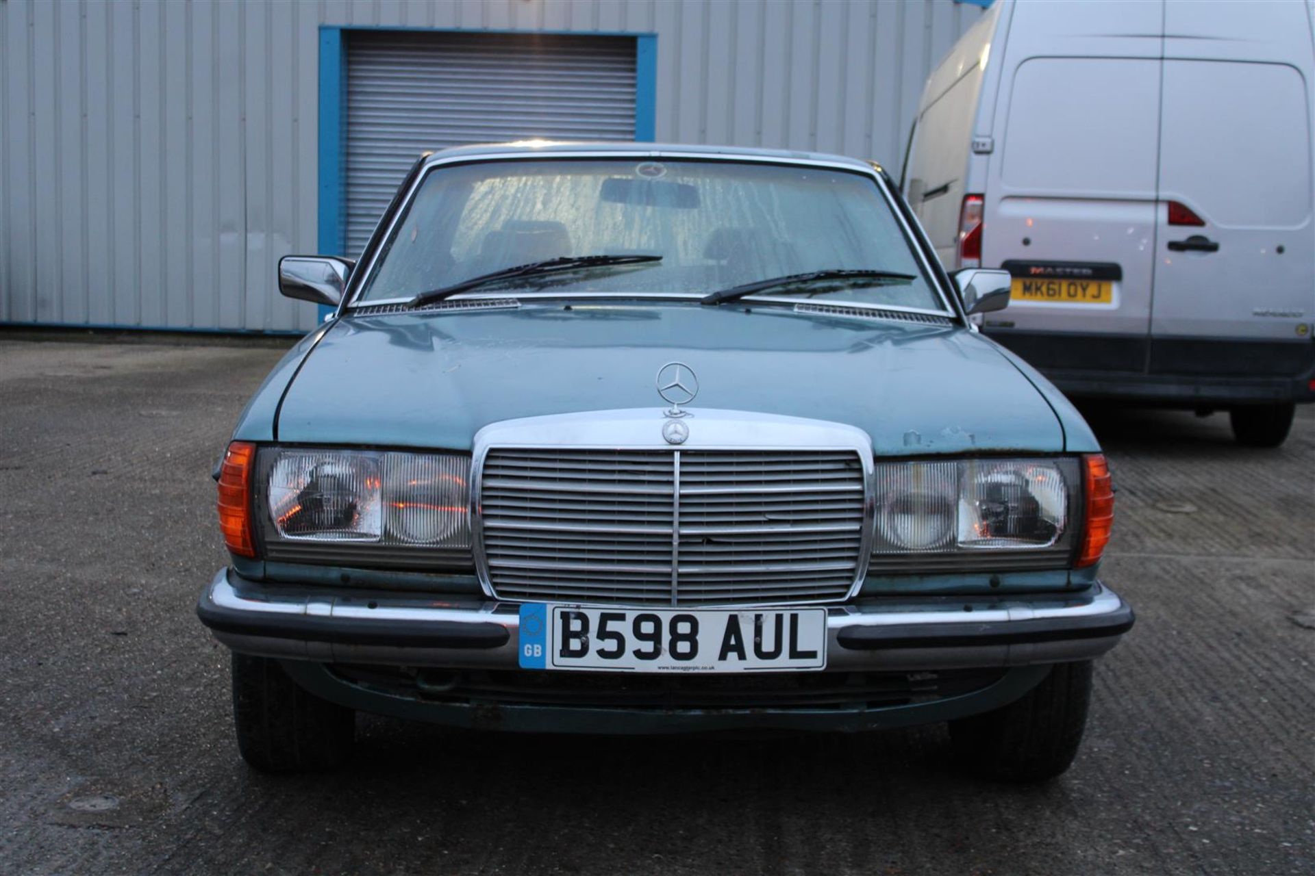 1984 Mercedes W123 280CE Auto - Image 8 of 21