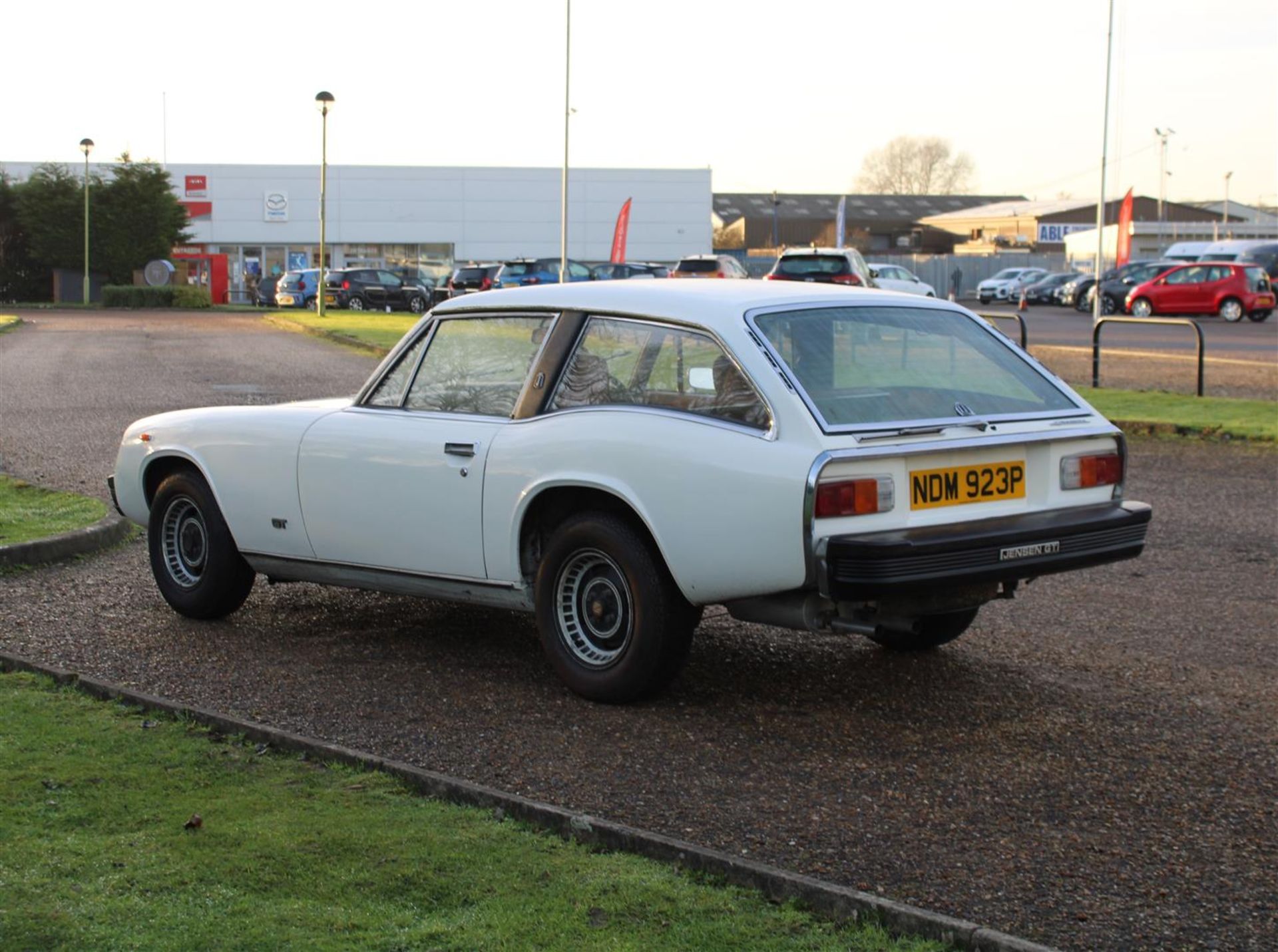 1975 Jensen GT - Image 4 of 22