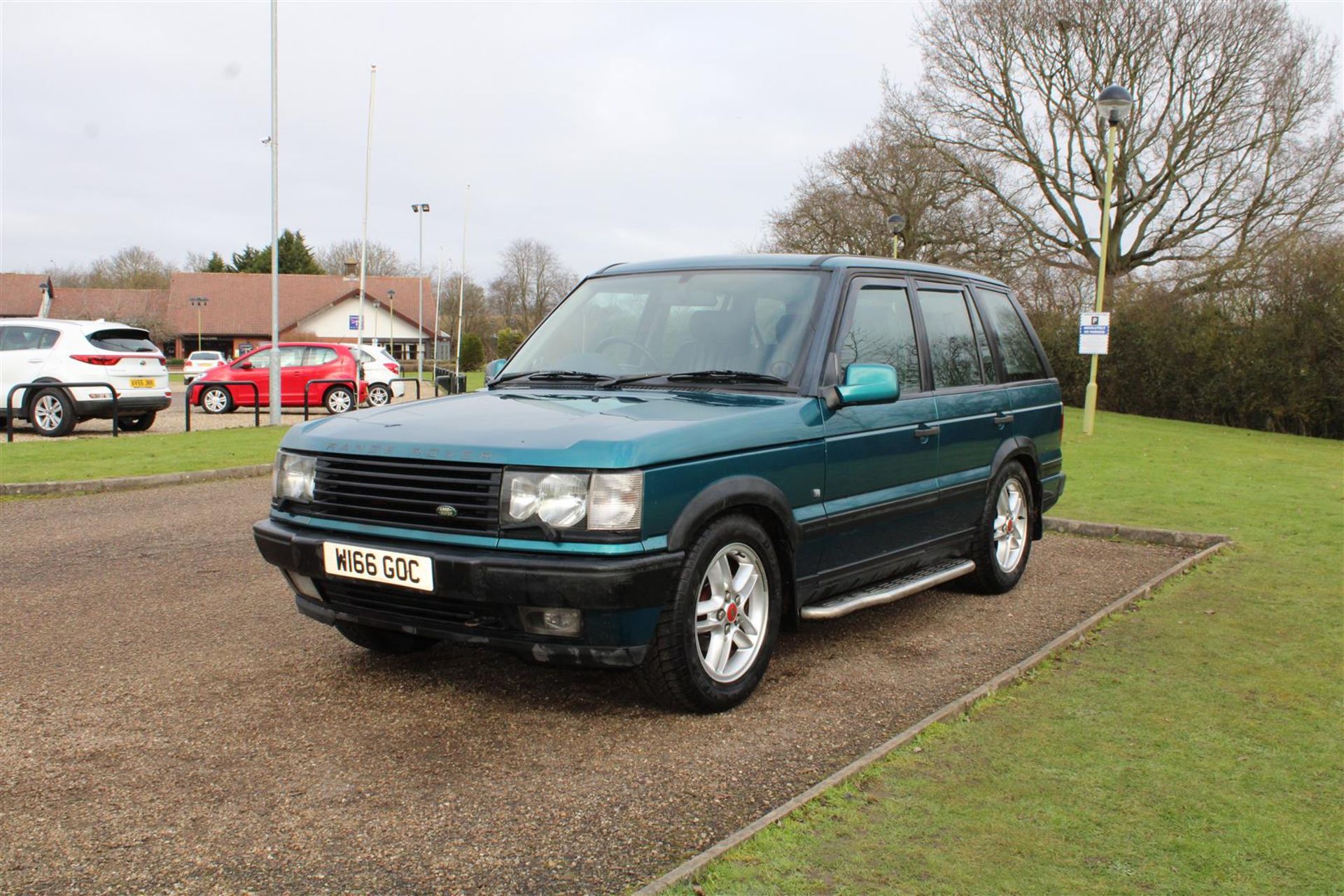 2000 Range Rover Vogue 4.6 Auto - Image 3 of 19