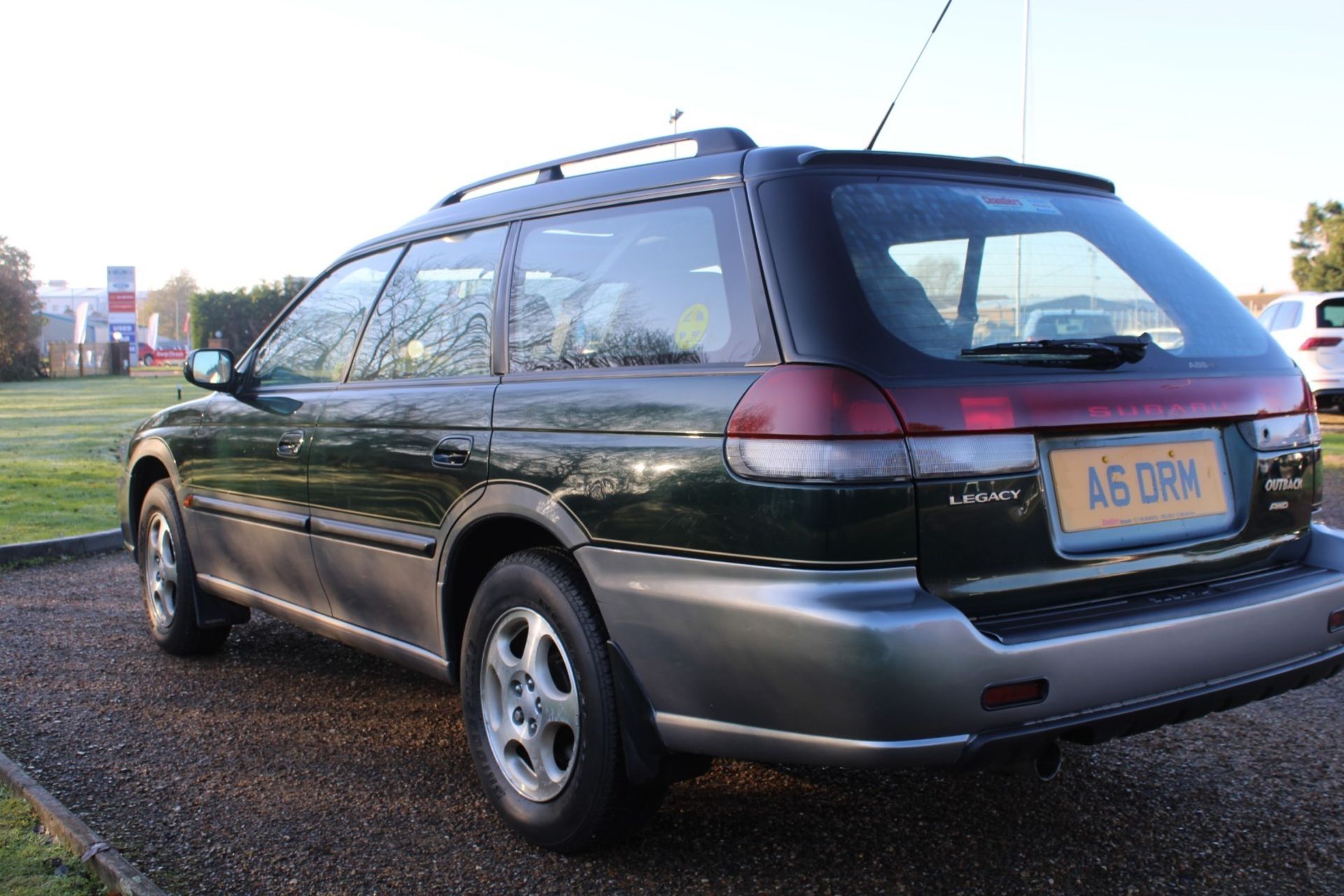 1998 Subaru Legacy Outback Auto 12,000 miles from new - Image 17 of 21