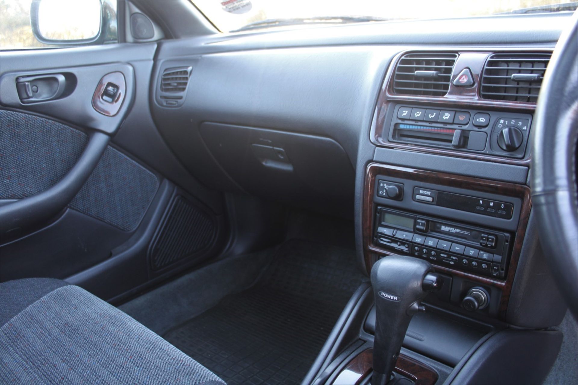 1998 Subaru Legacy Outback Auto 12,000 miles from new - Image 9 of 21