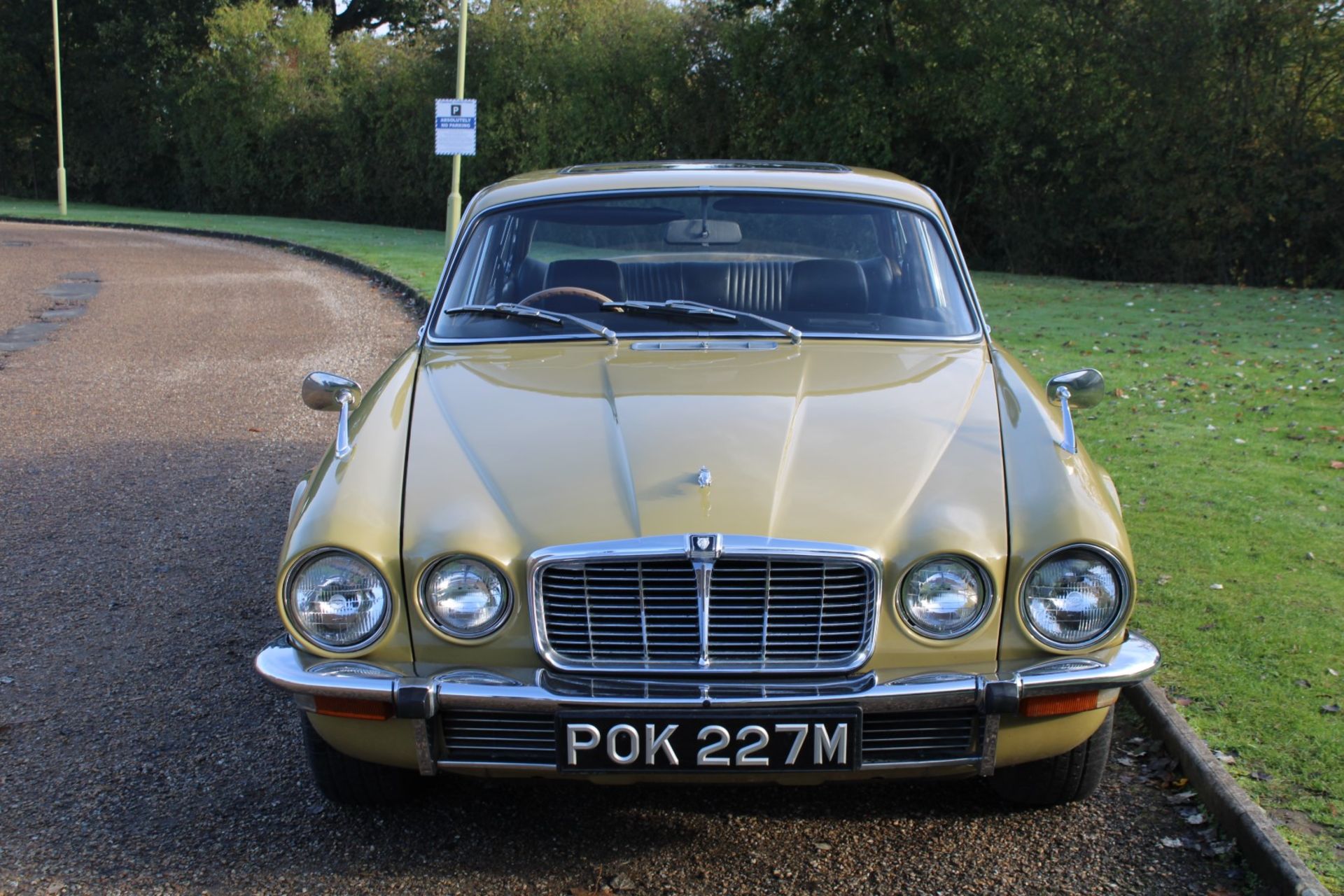 1973 Jaguar XJ6 4.2 Manual SII - Image 4 of 19