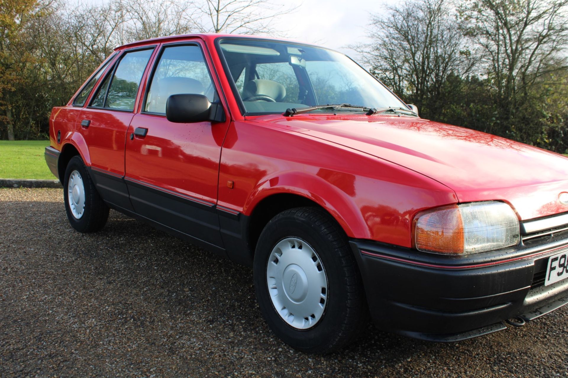 1988 Ford Escort 1.4 LX One owner from new - Image 14 of 26