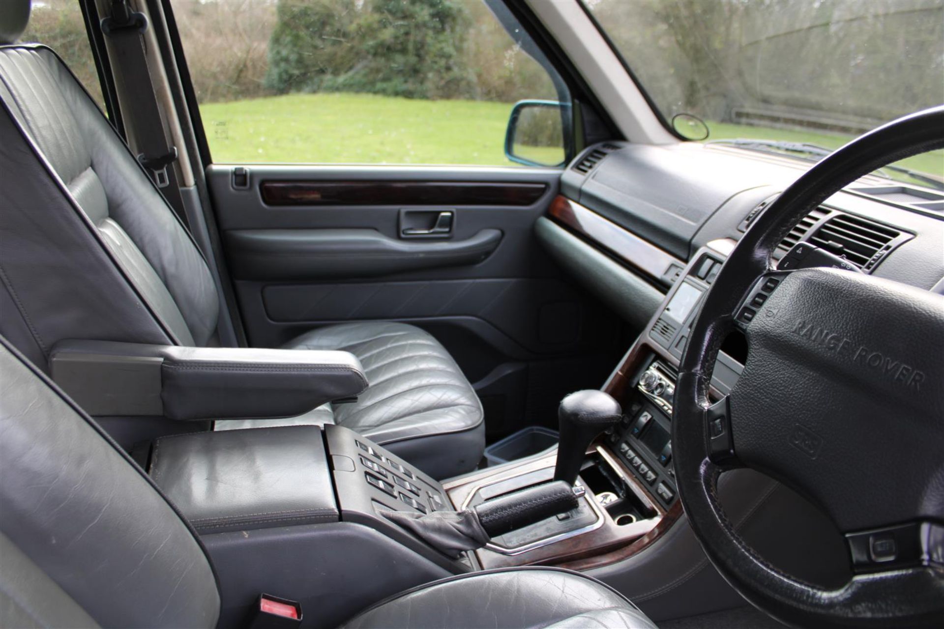 2000 Range Rover Vogue 4.6 Auto - Image 16 of 19