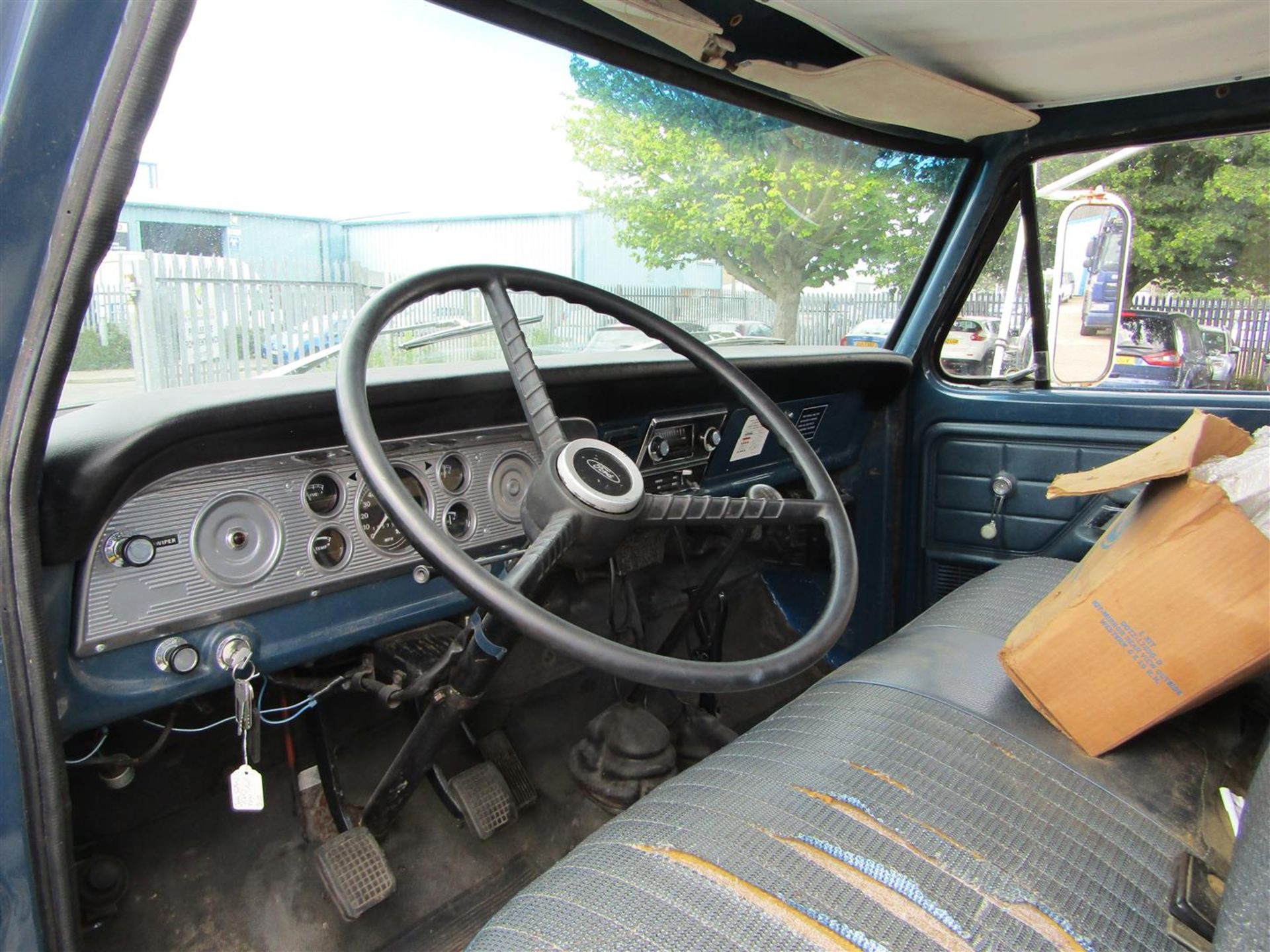 1975 Ford F600 Pick-Up Truck LHD - Image 7 of 8