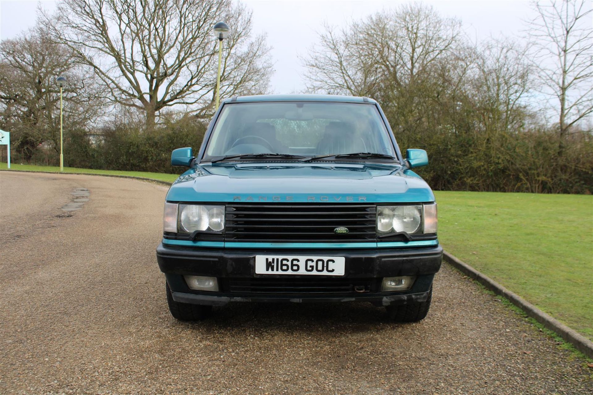 2000 Range Rover Vogue 4.6 Auto - Image 2 of 19