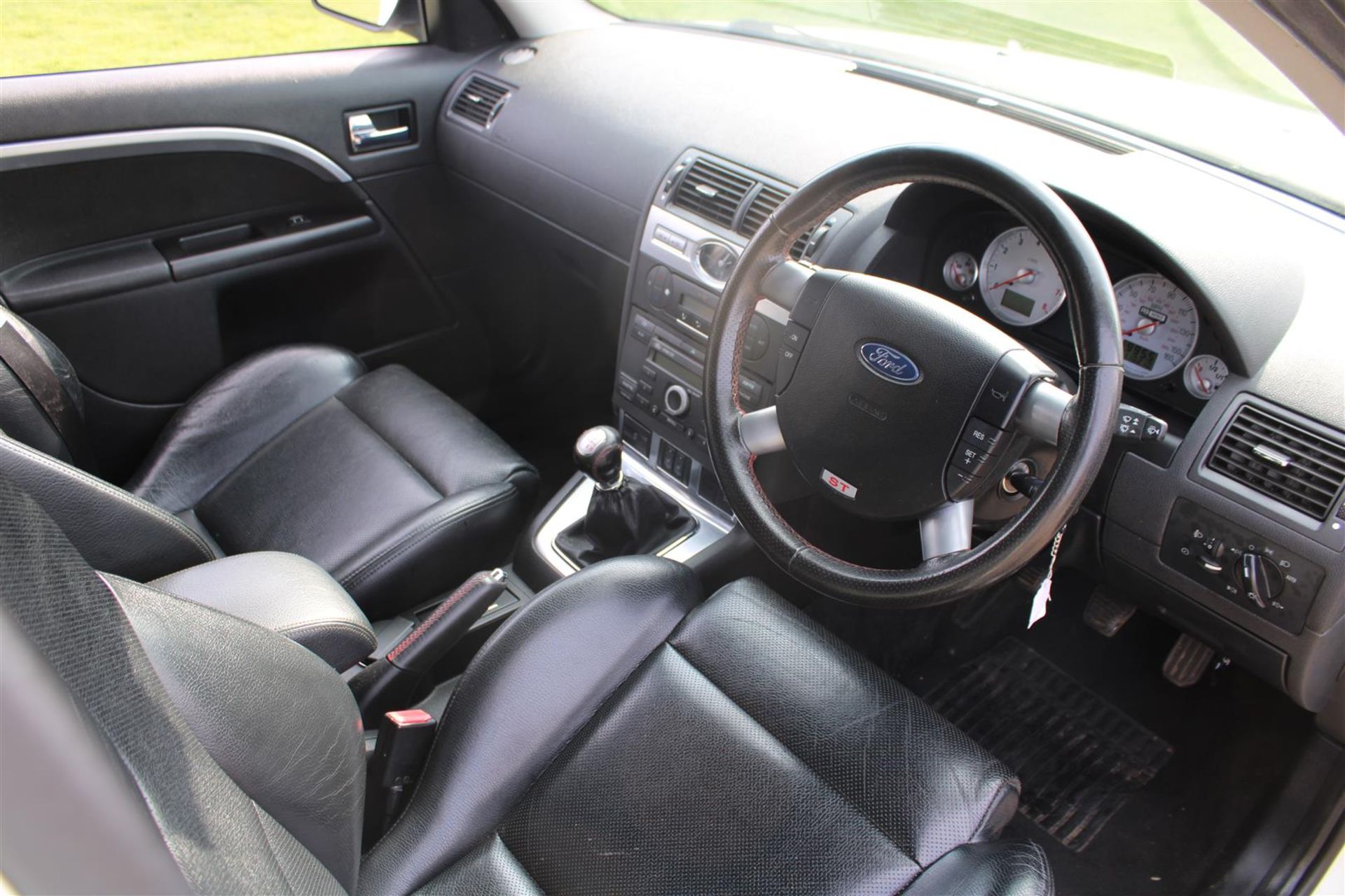 2005 Ford Mondeo ST220 Estate - Image 12 of 19