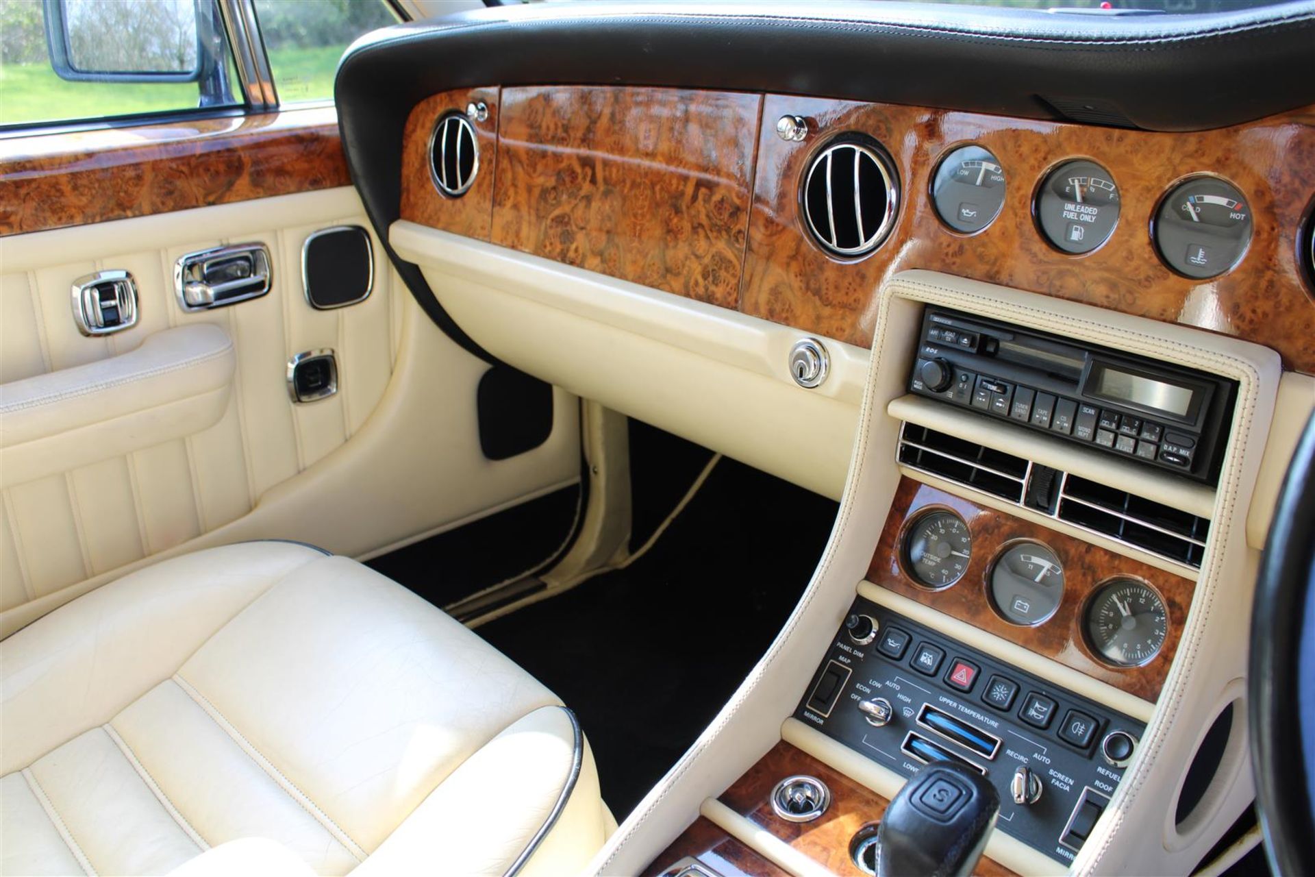 1995 Bentley Turbo R - Image 10 of 25