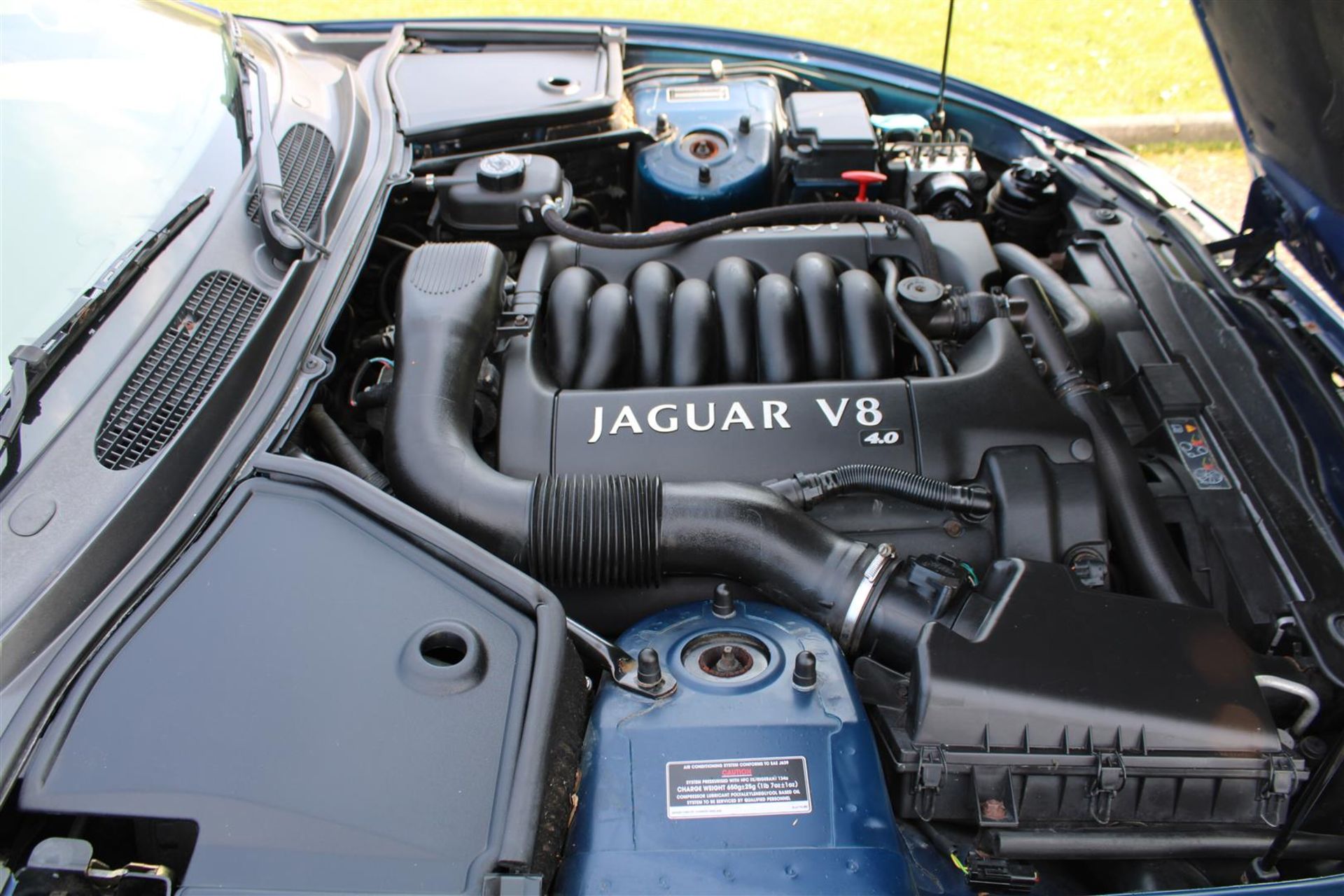 2000 Jaguar XK8 4.0 Convertible Auto - Image 17 of 21