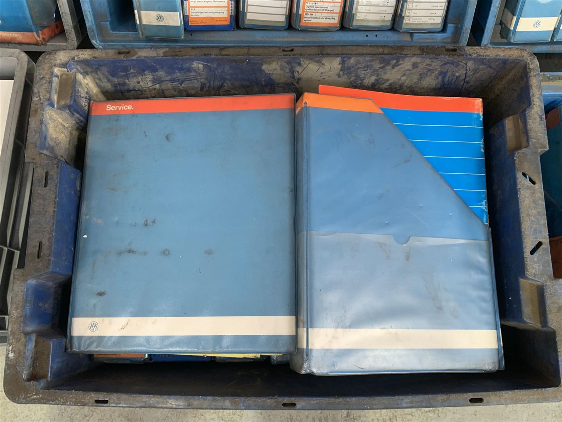 Six Boxes Of VW Dealership Manuals - Image 7 of 7